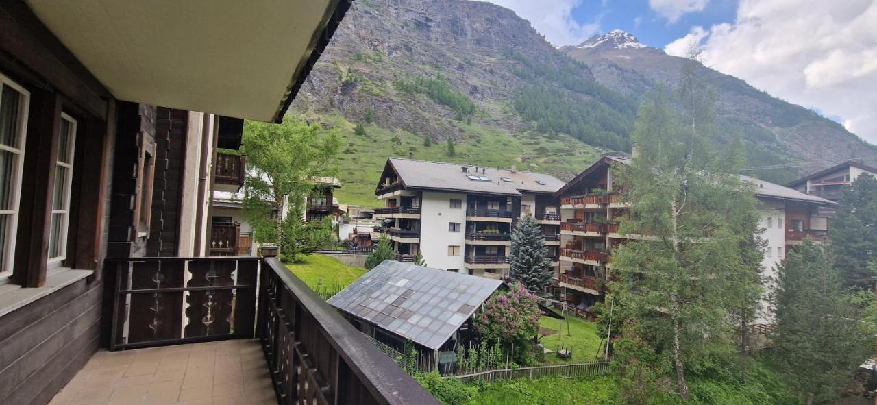 La Perle Apartments Zermatt Buitenkant foto